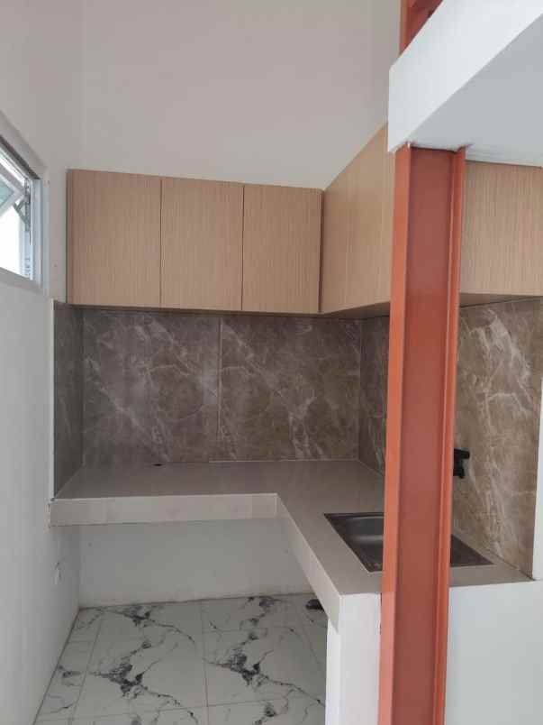 dijual rumah bedahan sawangan