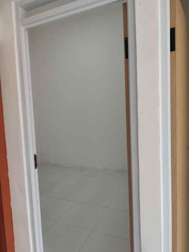 dijual rumah bedahan sawangan