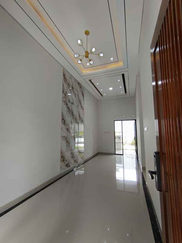 dijual rumah besi jangkang kaliurang km 13