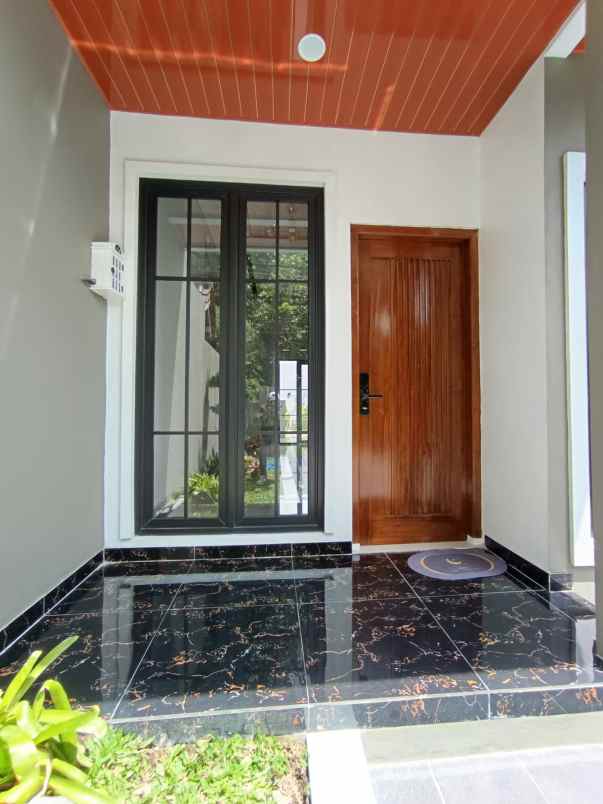 dijual rumah besi jangkang kaliurang km 13