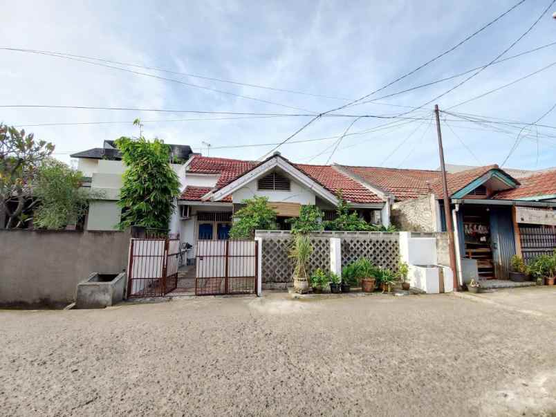 dijual rumah bintara