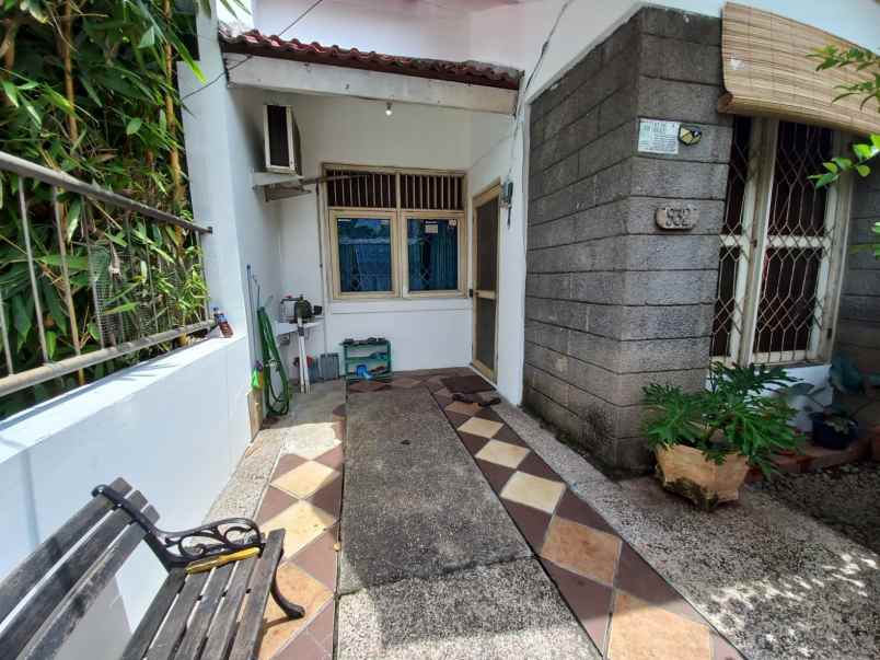 dijual rumah bintara