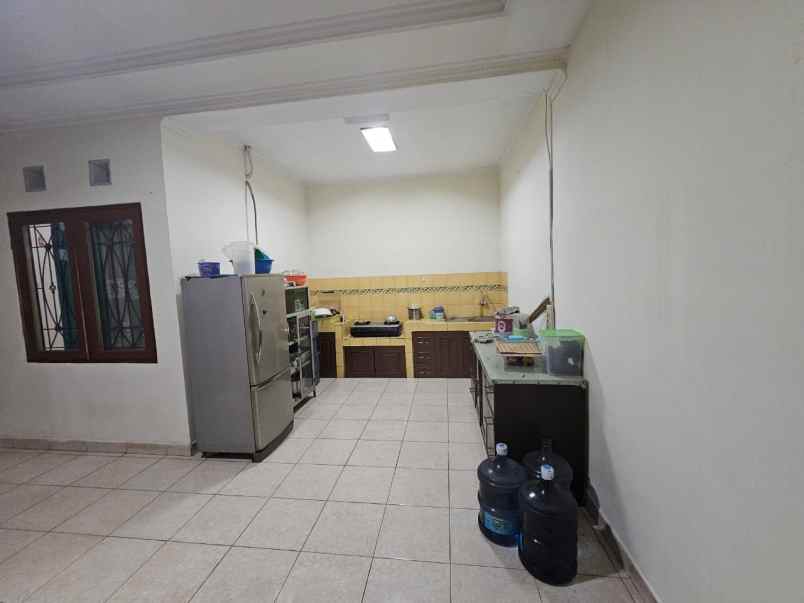 dijual rumah boulevard hijau