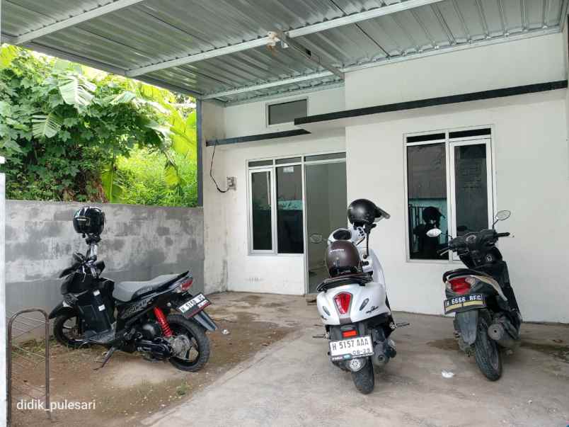 dijual rumah bukit flamboyan