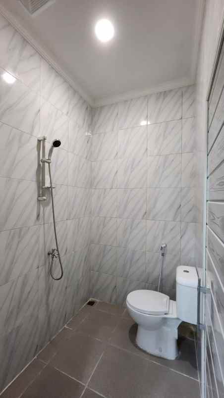 dijual rumah cantik di citra indah city