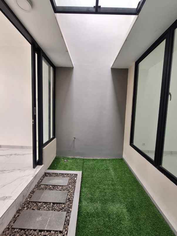 dijual rumah cempaka putih tengah