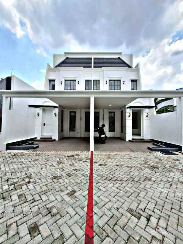 dijual rumah cempaka putih tengah