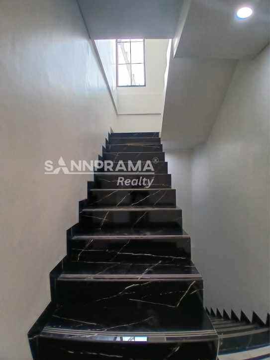 dijual rumah ciganjur