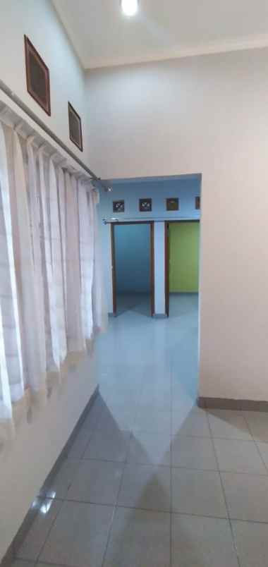 dijual rumah cigugur