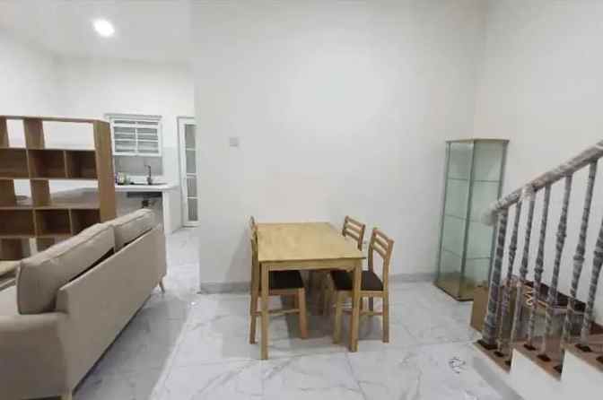 dijual rumah cinere depok