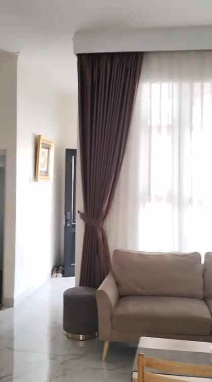 dijual rumah cinere depok