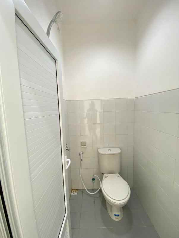 dijual rumah cisauk tangerang