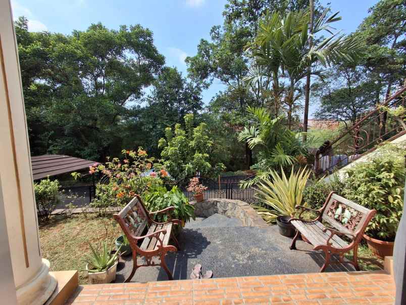 dijual rumah citra gran