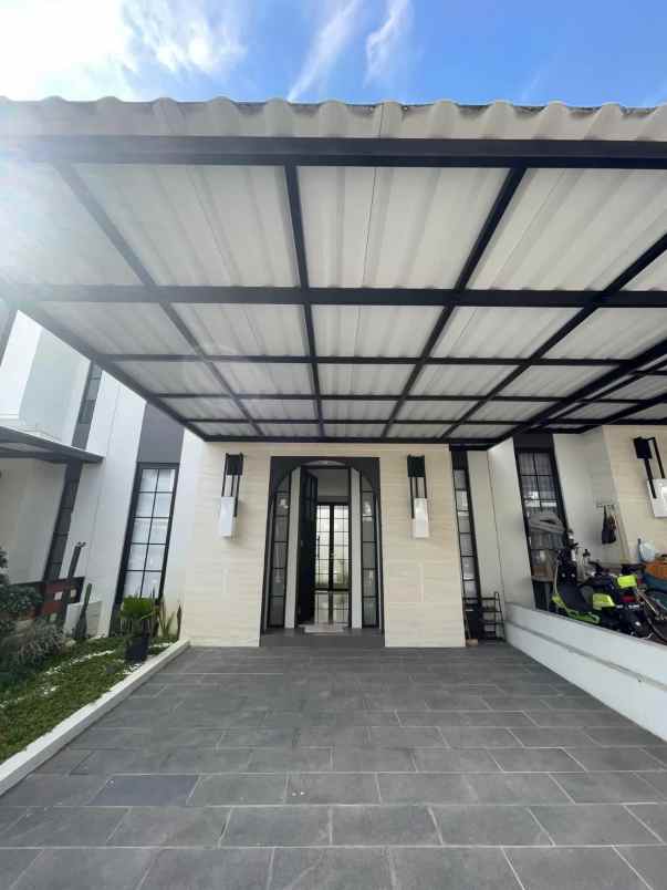 dijual rumah citra grand