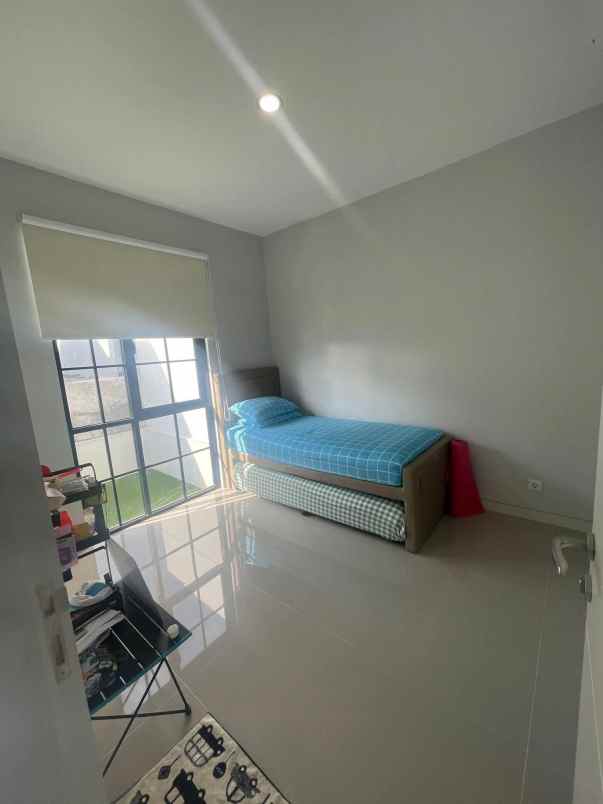 dijual rumah citra grand