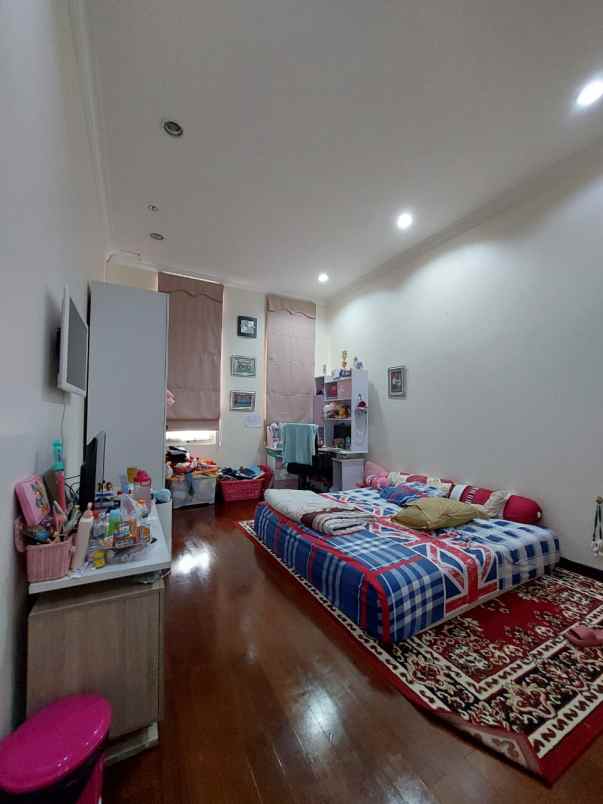 dijual rumah cluster amethyst pondok