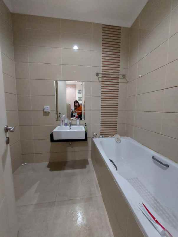 dijual rumah cluster amethyst pondok