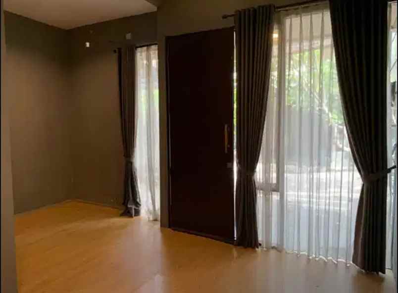 dijual rumah cluster bukit nusa dua