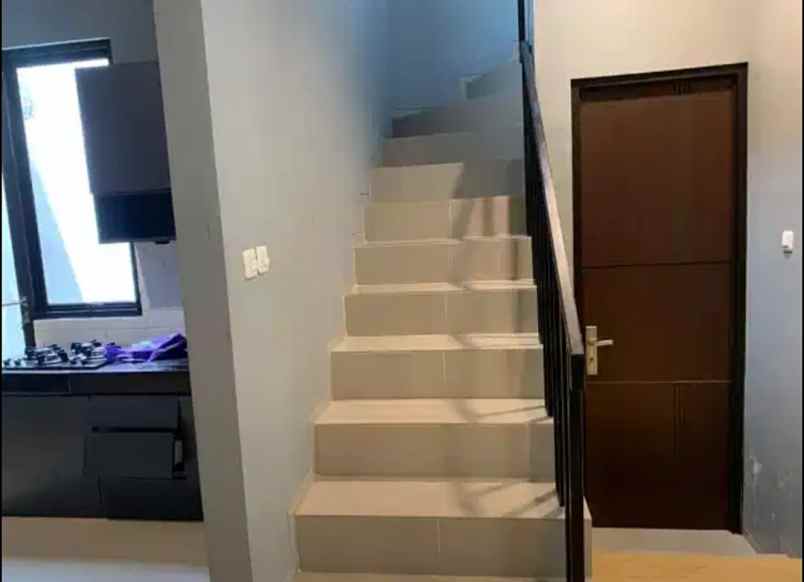 dijual rumah cluster bukit nusa dua