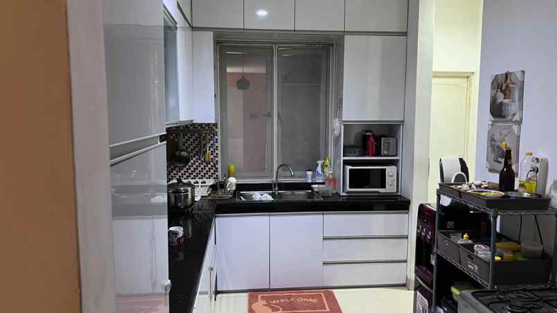 dijual rumah cluster dbanyan jgc