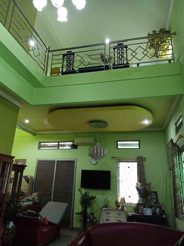 dijual rumah cluster harapan indah