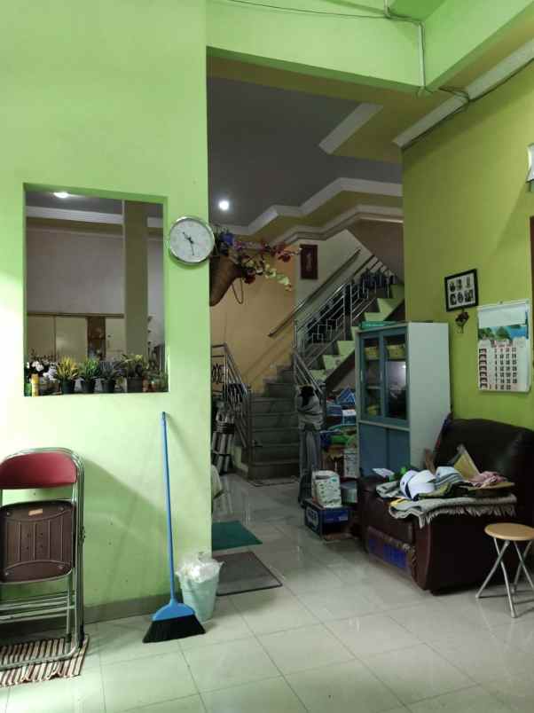 dijual rumah cluster harapan indah