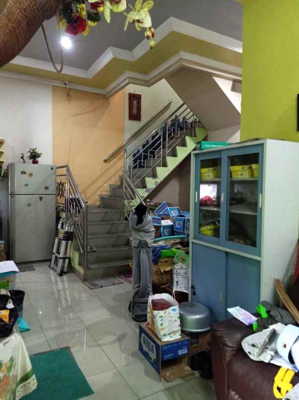 dijual rumah cluster harapan indah