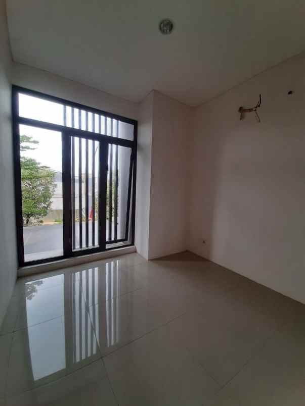 dijual rumah cluster shinano jgc