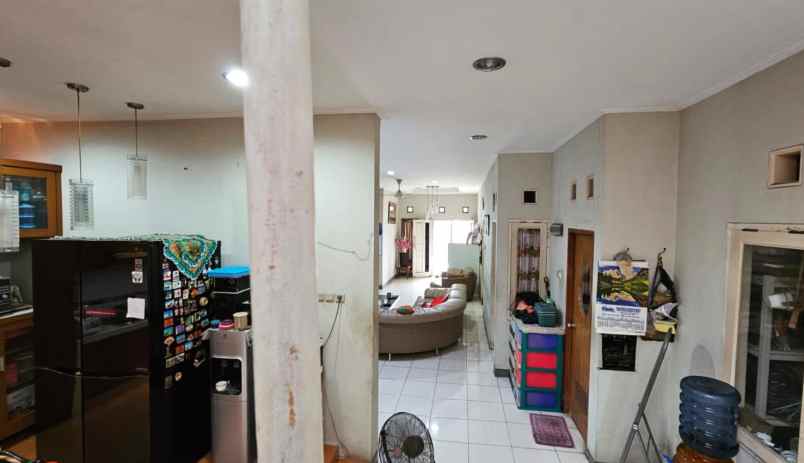 dijual rumah cluster taman sari