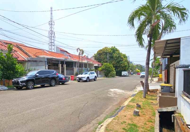 dijual rumah cluster taman sari