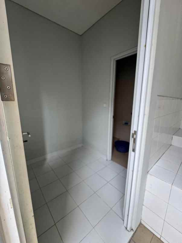 dijual rumah cluster yarra jakarta