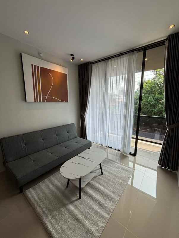 dijual rumah condongcatur