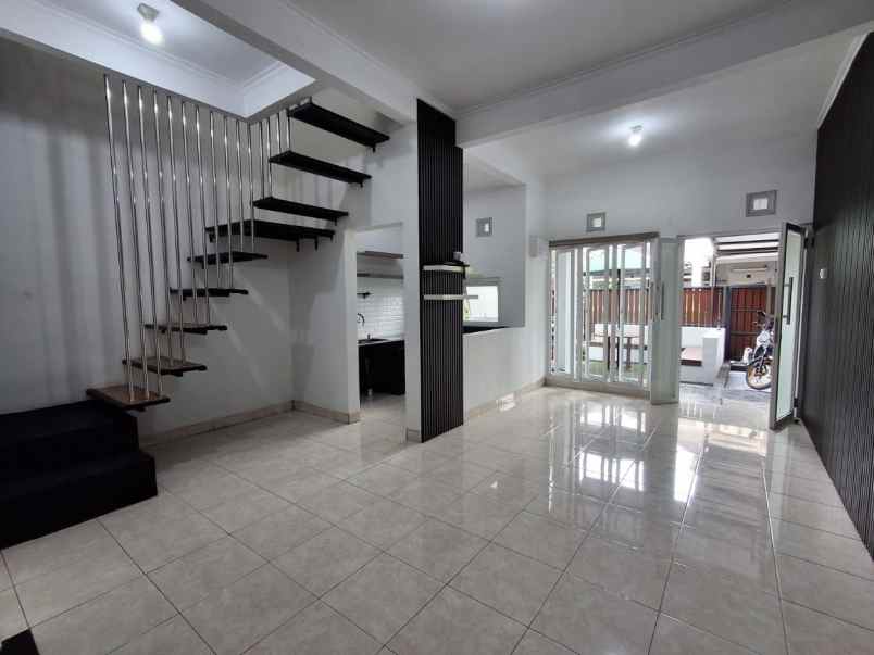 dijual rumah d amerta ciganitri bojongsoang