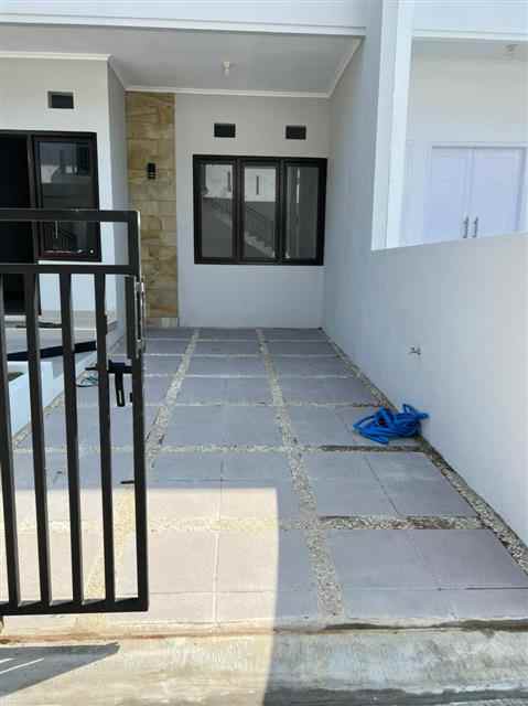 dijual rumah dekat griya antapani