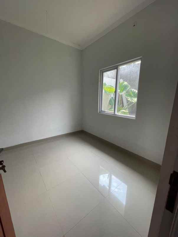 dijual rumah dekat lrt harjamukti