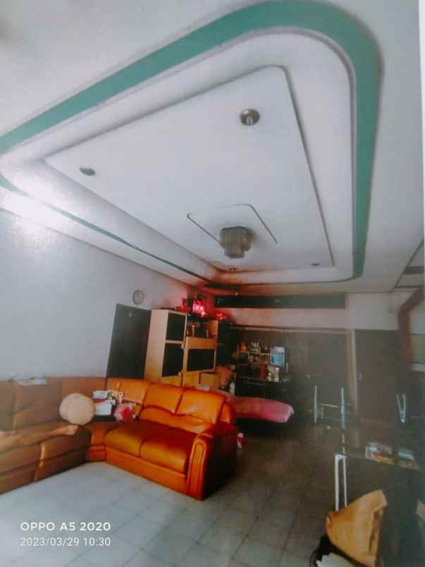 dijual rumah dharmahusada