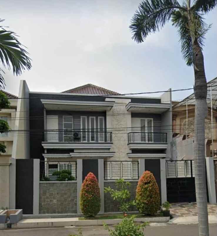 dijual rumah dharmahusada mas