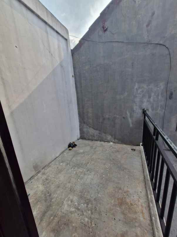 dijual rumah di kopasus pelita sukatani tapos depok