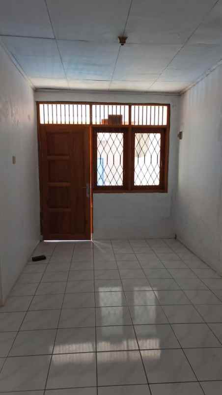 dijual rumah di villa indah permai bekasi utara