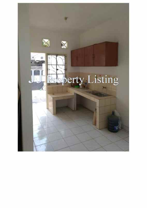 dijual rumah di villa nusa indah 2