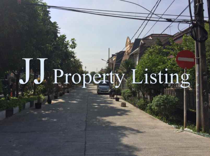 dijual rumah dikelapa gading