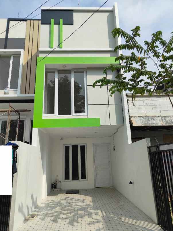 dijual rumah gading griya residence