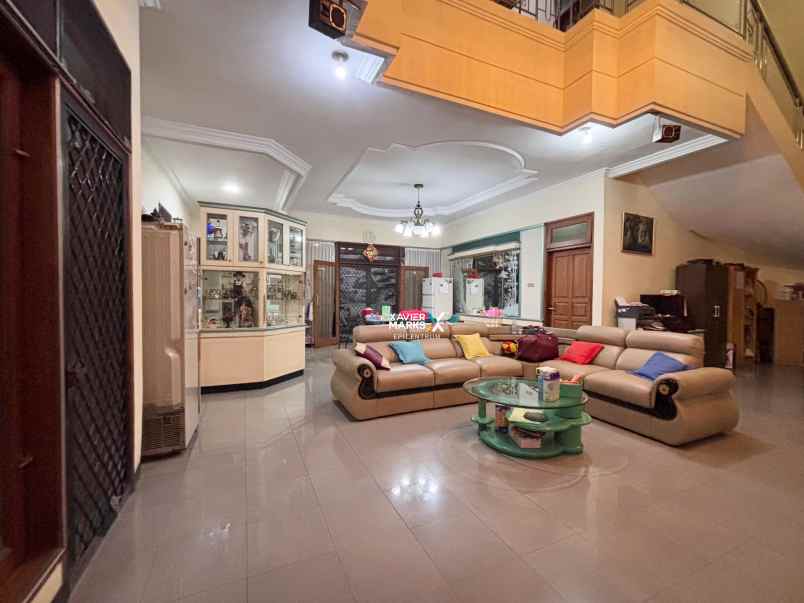 dijual rumah galaxy bumi permai