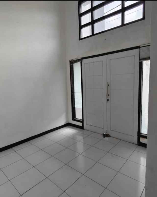 dijual rumah gayungan