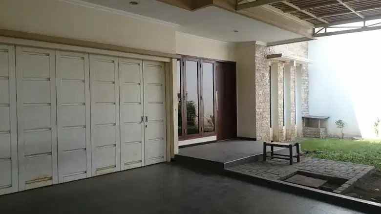 dijual rumah gayungsari barat surabaya