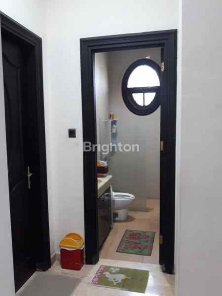 dijual rumah graha family citraland surabaya barat