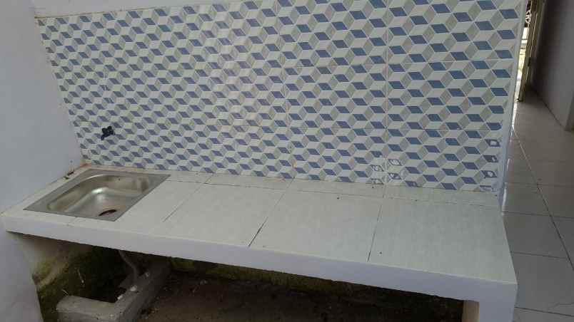 dijual rumah grand kedamean regency