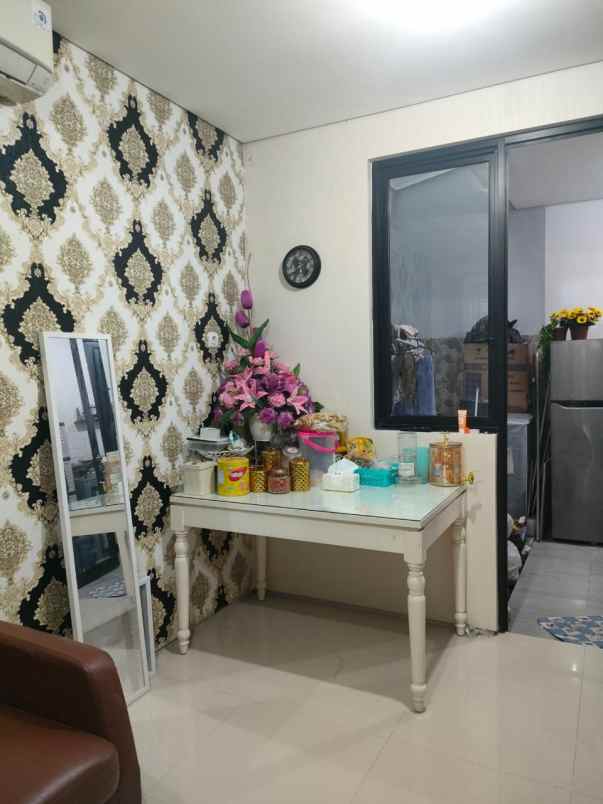 dijual rumah grand pakuwon cluster queensland