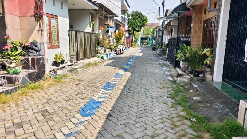 dijual rumah griya kebraon surabaya