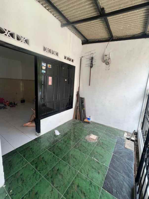 dijual rumah griya kebraon surabaya